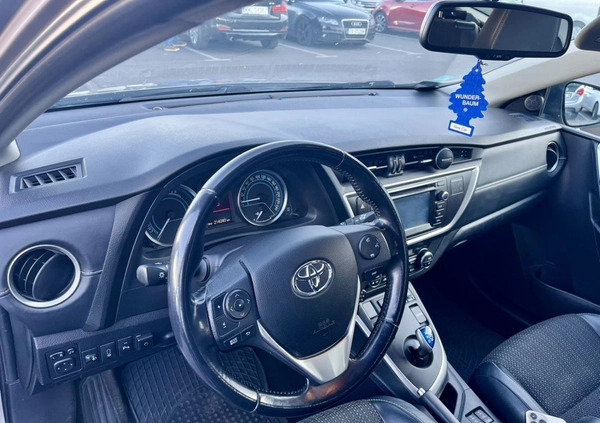 Toyota Auris cena 52500 przebieg: 214000, rok produkcji 2014 z Warszawa małe 172